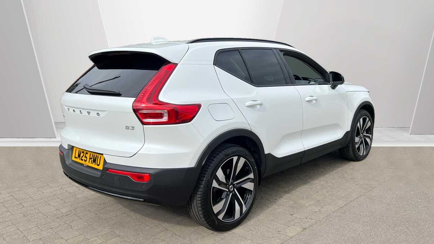 Used Volvo XC40 2025 for sale - 78036008: Photo 2