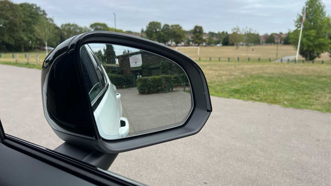 Used Volvo XC40 2025 for sale - 78036008: Photo 28