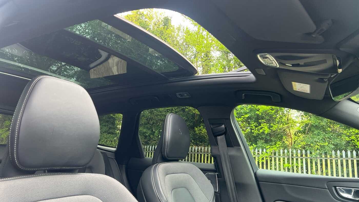 Used Volvo XC60 2021 for sale - 78179805: Photo 31