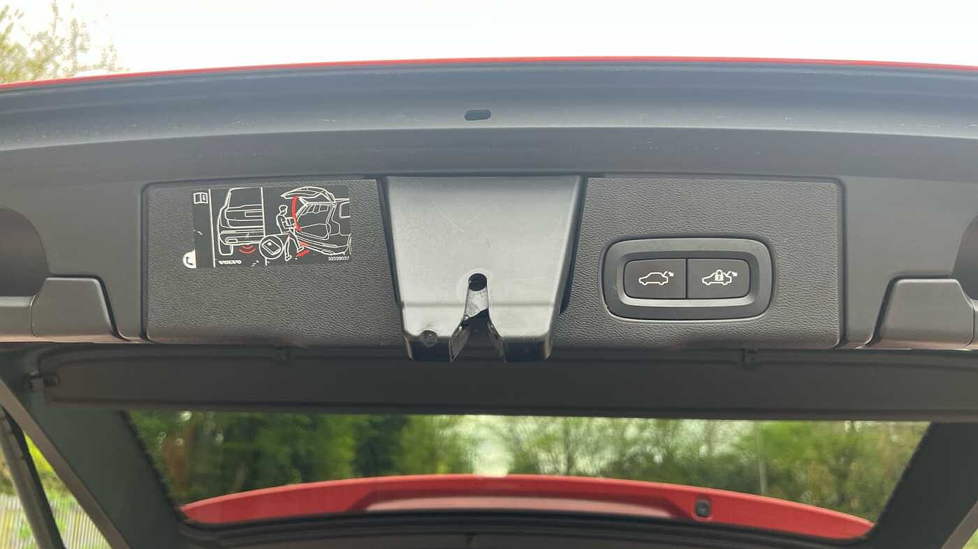 Used Volvo XC60 2021 for sale - 78179805: Photo 33