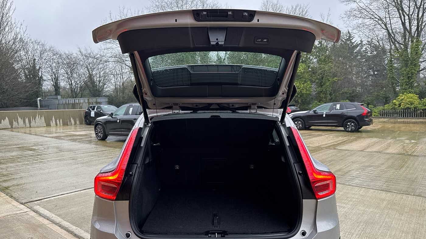 Used Volvo XC40 2024 for sale - 78036019: Photo 15