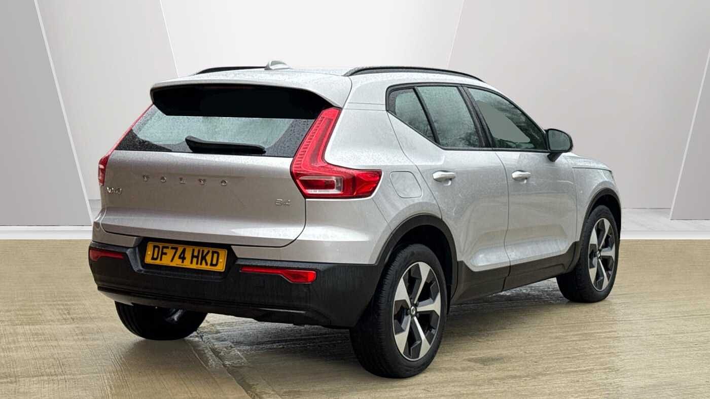 Used Volvo XC40 2024 for sale - 78036019: Photo 2