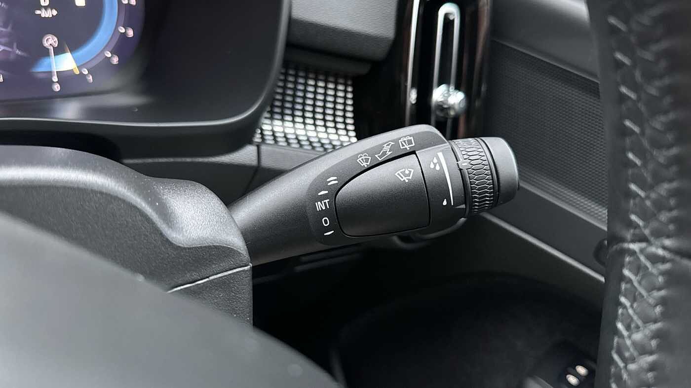 Used Volvo XC40 2024 for sale - 78036019: Photo 24