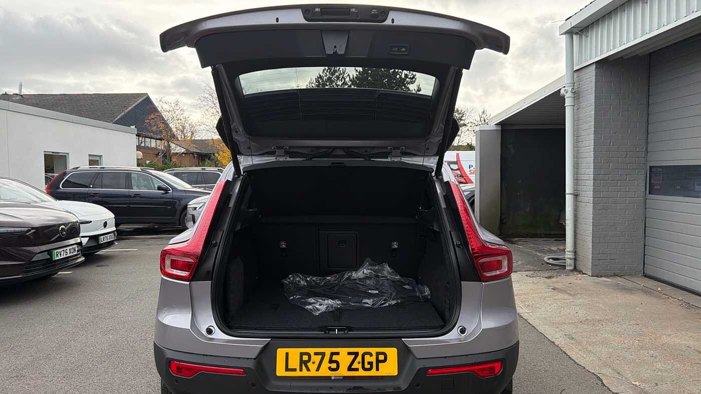 Used Volvo XC40 2025 for sale - 78035993: Photo 15