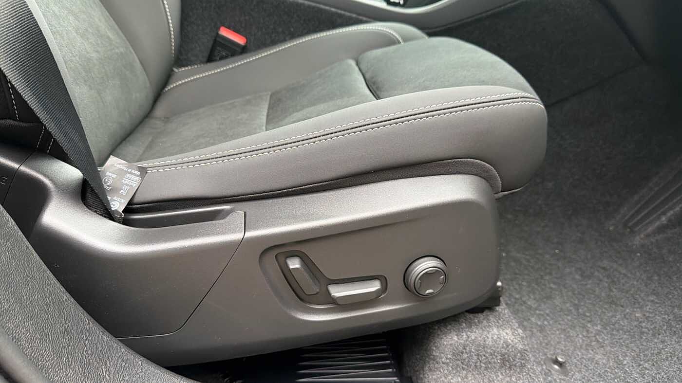 Used Volvo XC40 2025 for sale - 78035993: Photo 30