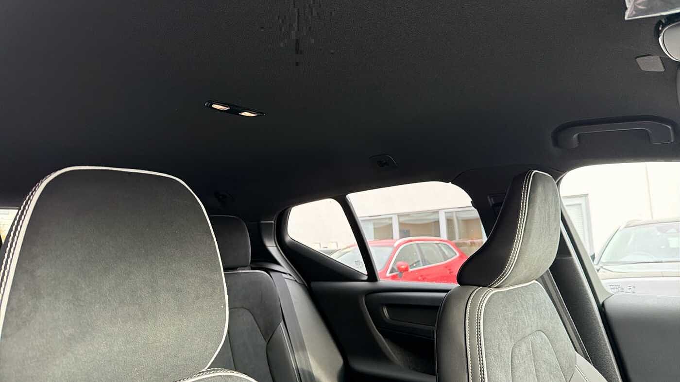 Used Volvo XC40 2025 for sale - 78035993: Photo 31