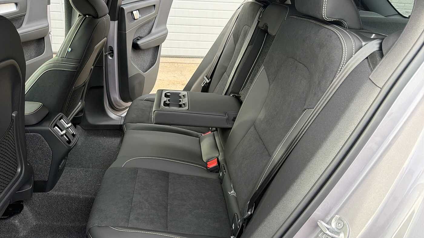 Used Volvo XC40 2025 for sale - 78035993: Photo 33