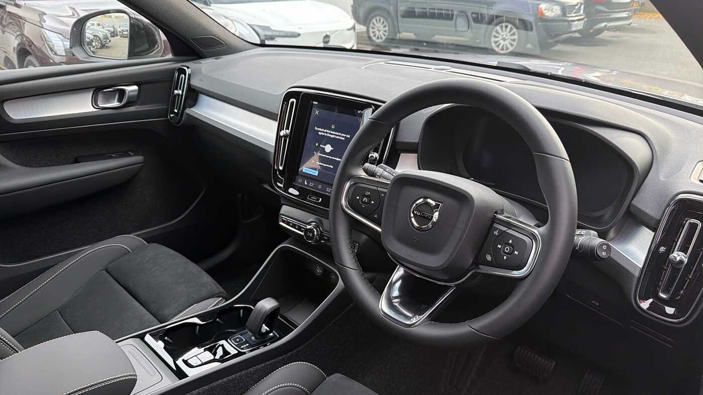 Used Volvo XC40 2025 for sale - 78035993: Photo 5