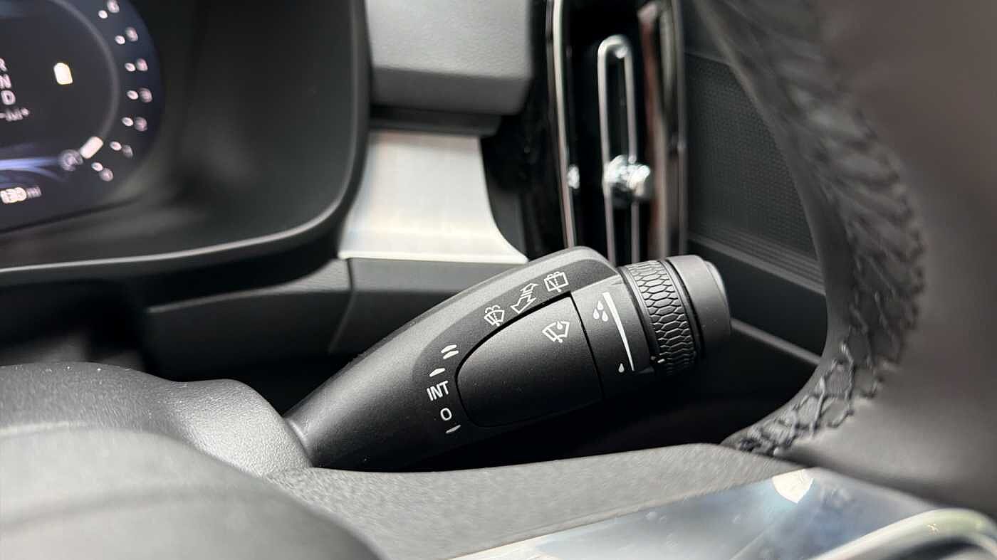 Used Volvo XC40 2025 for sale - 78036018: Photo 24