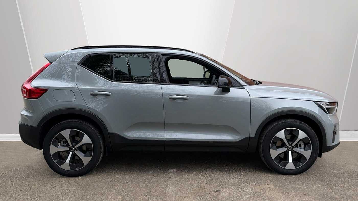 Used Volvo XC40 2025 for sale - 78036018: Photo 3