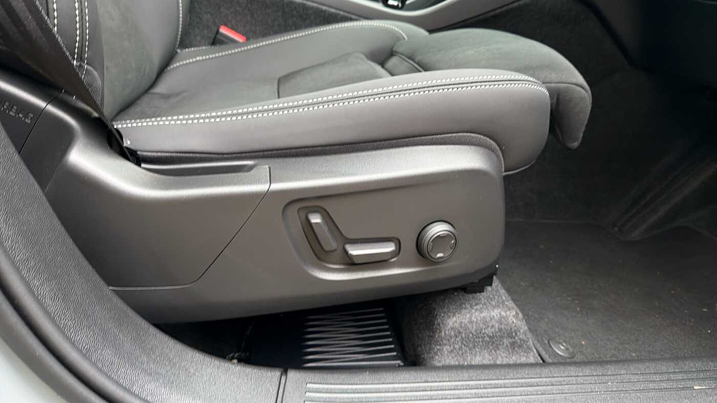 Used Volvo XC40 2025 for sale - 78036018: Photo 31