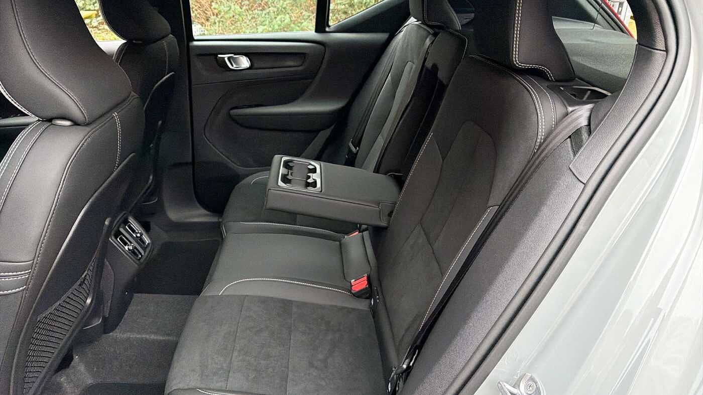 Used Volvo XC40 2025 for sale - 78036018: Photo 34