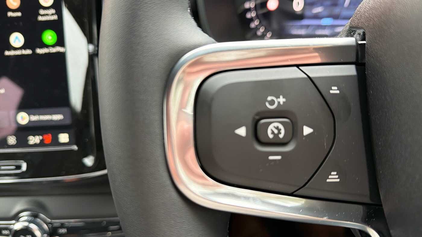 Used Volvo XC40 2025 for sale - 78036018: Photo 37