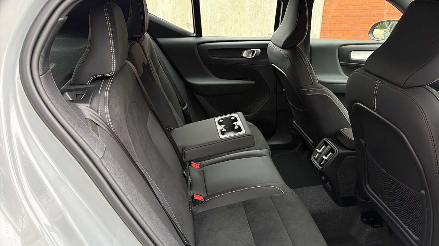 Used Volvo XC40 2025 for sale - 78036018: Photo 8