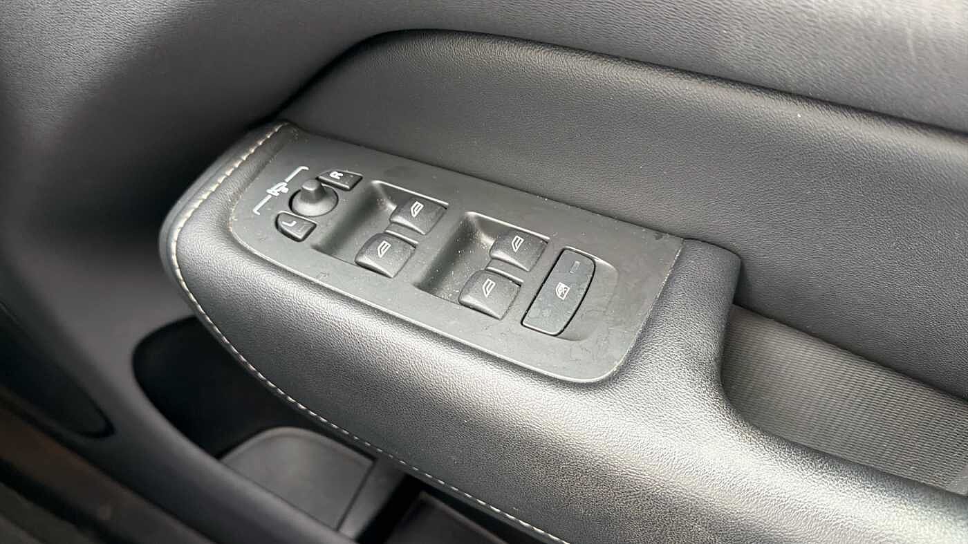 Used Volvo XC60 2021 for sale - 78036010: Photo 25