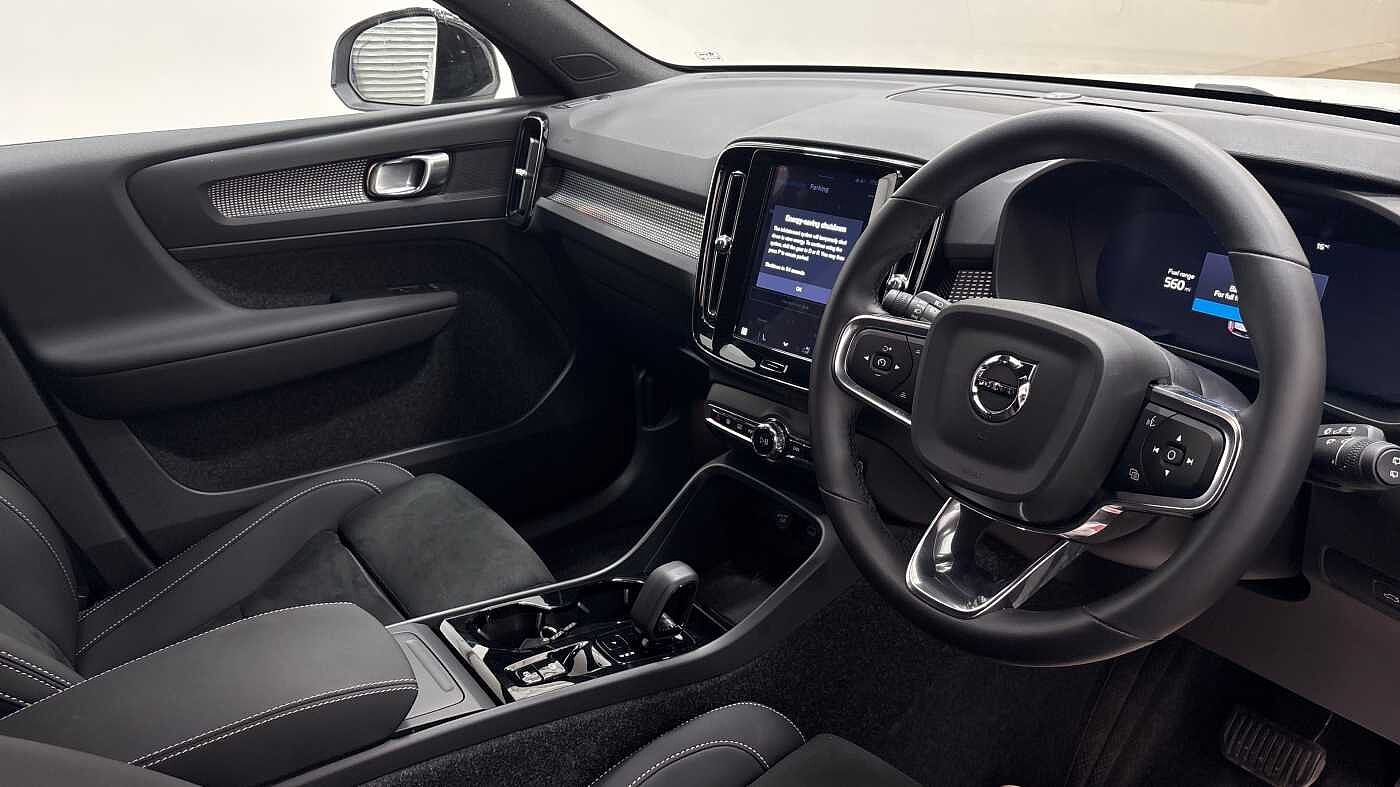 Used Volvo XC40 2025 for sale - 78035995: Photo 9