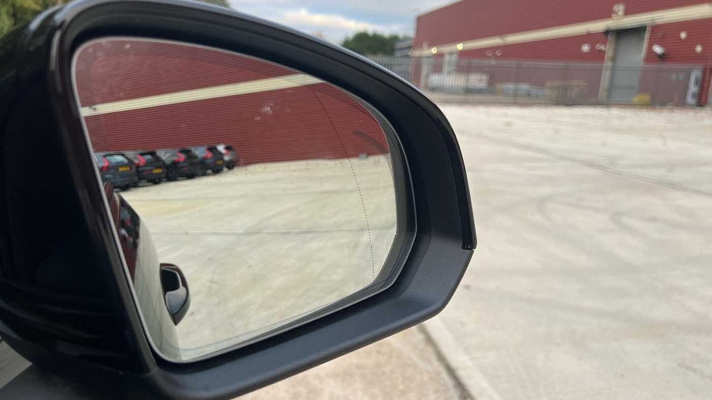 Used Volvo EX40 2025 for sale - 78036021: Photo 32