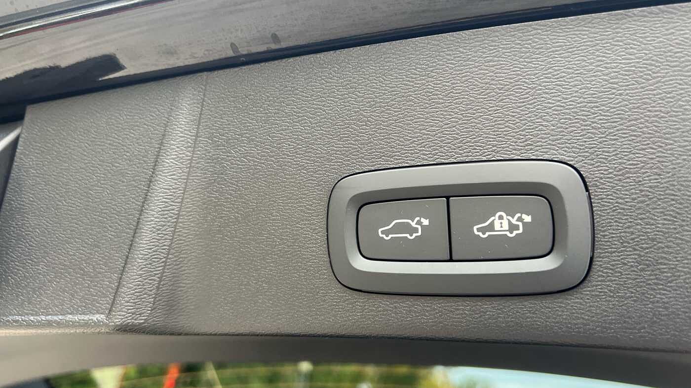 Used Volvo EX40 2025 for sale - 78036021: Photo 35