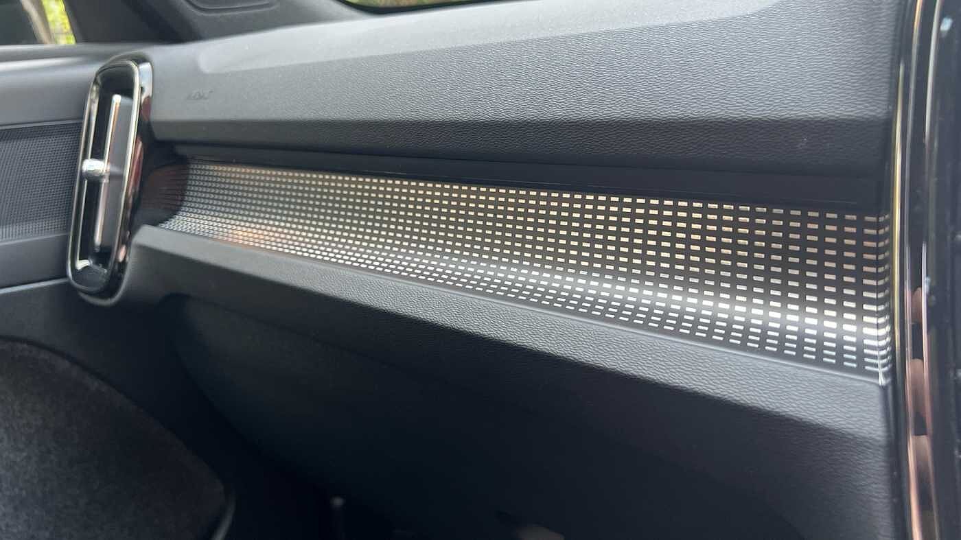 Used Volvo EX40 2025 for sale - 78036021: Photo 40