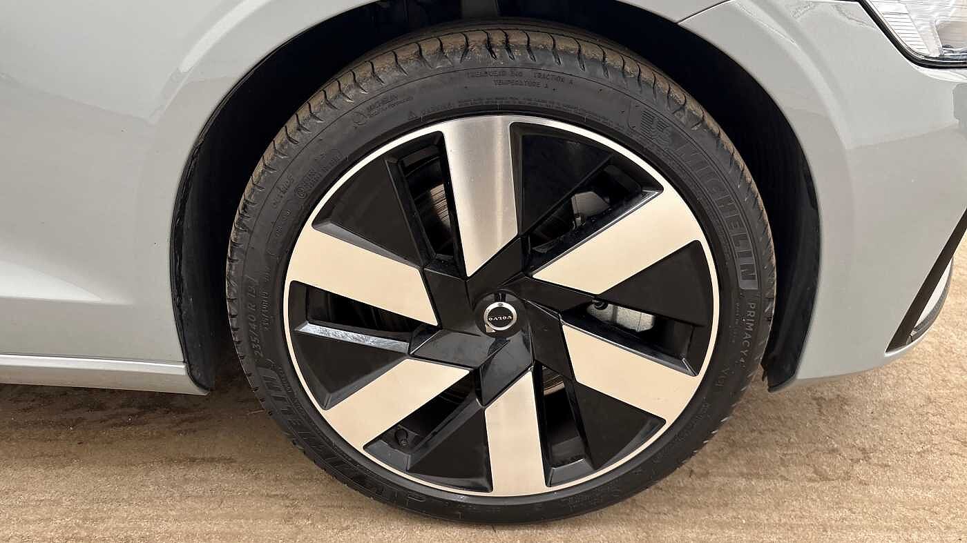 Used Volvo V60 2025 for sale - 78035997: Photo 16