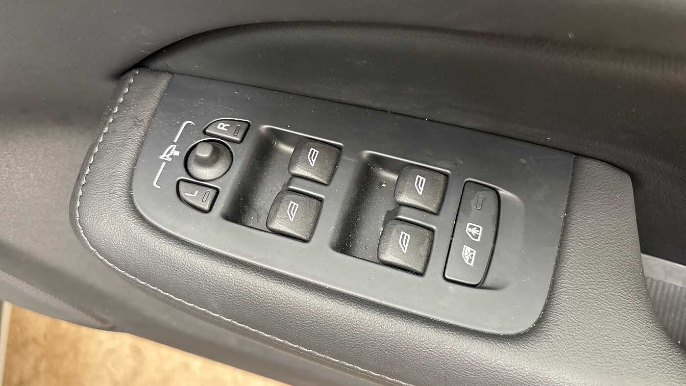 Used Volvo V60 2025 for sale - 78035997: Photo 25