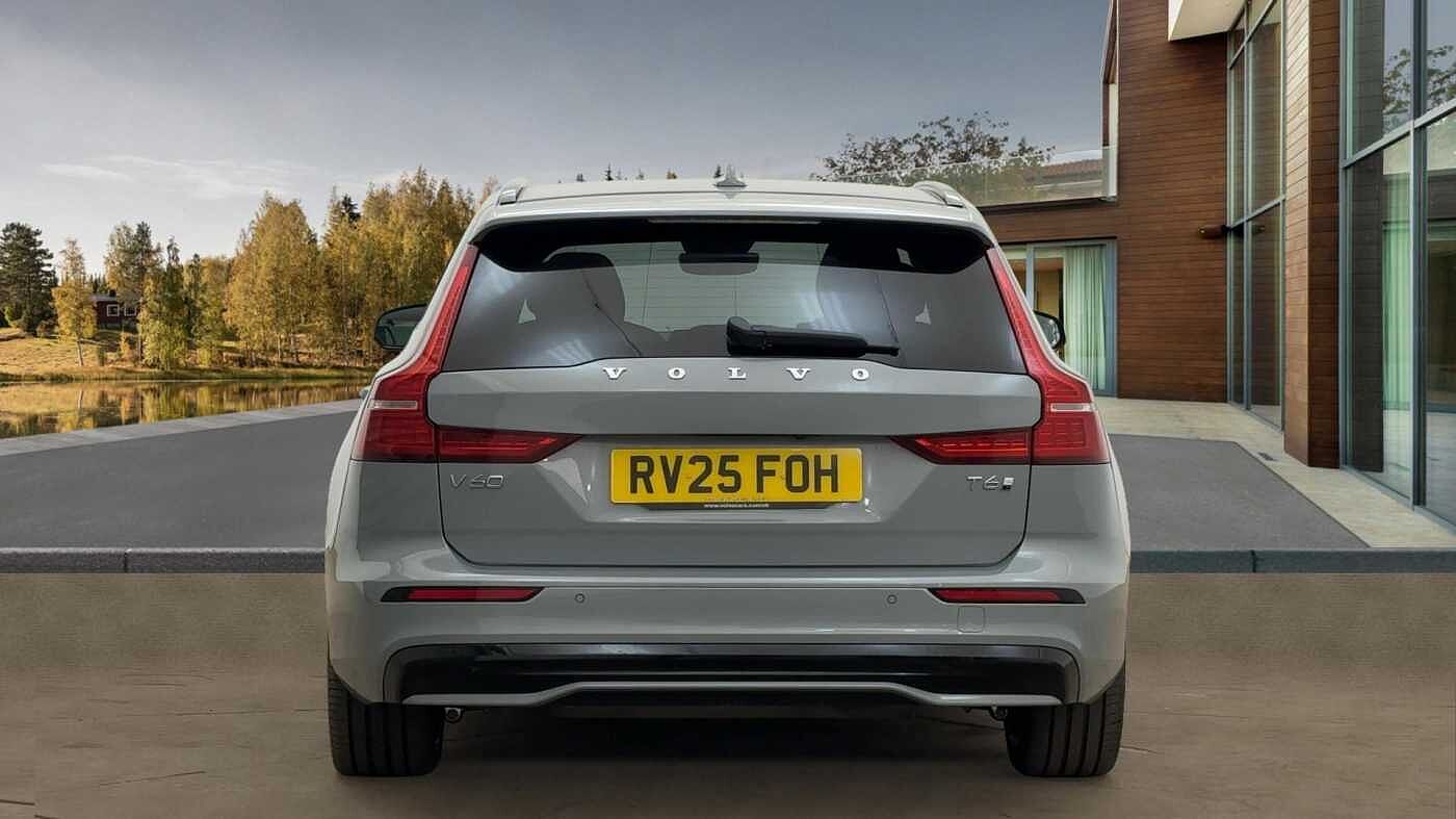 Used Volvo V60 2025 for sale - 78035997: Photo 4