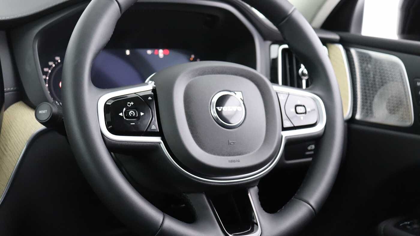 Used Volvo XC60 2025 for sale - 78179863: Photo 11