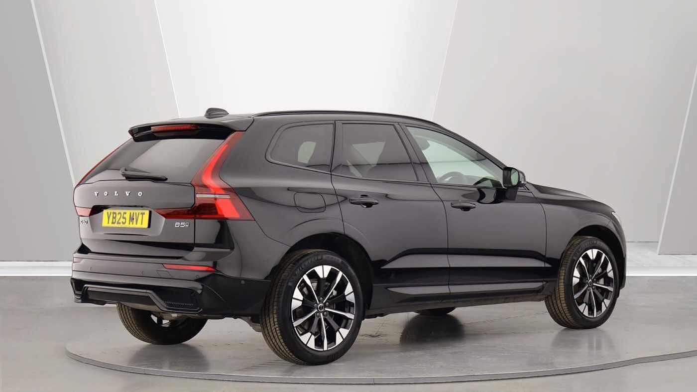 Used Volvo XC60 2025 for sale - 78179863: Photo 2