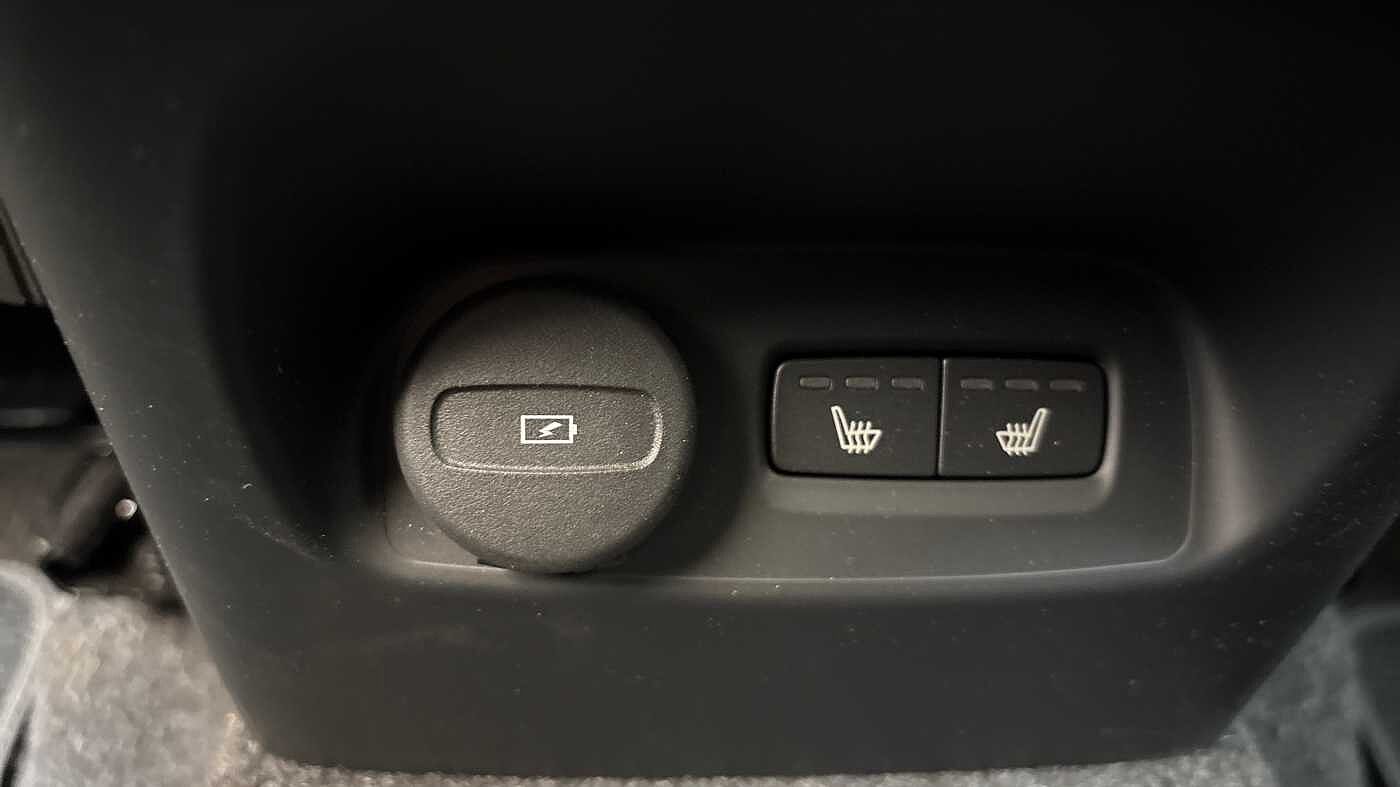 Used Volvo XC40 2024 for sale - 78035996: Photo 17