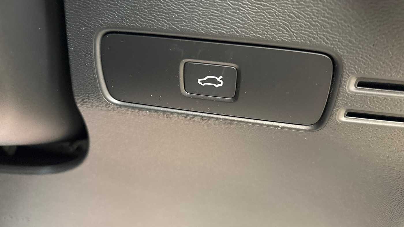 Used Volvo XC40 2024 for sale - 78035996: Photo 30