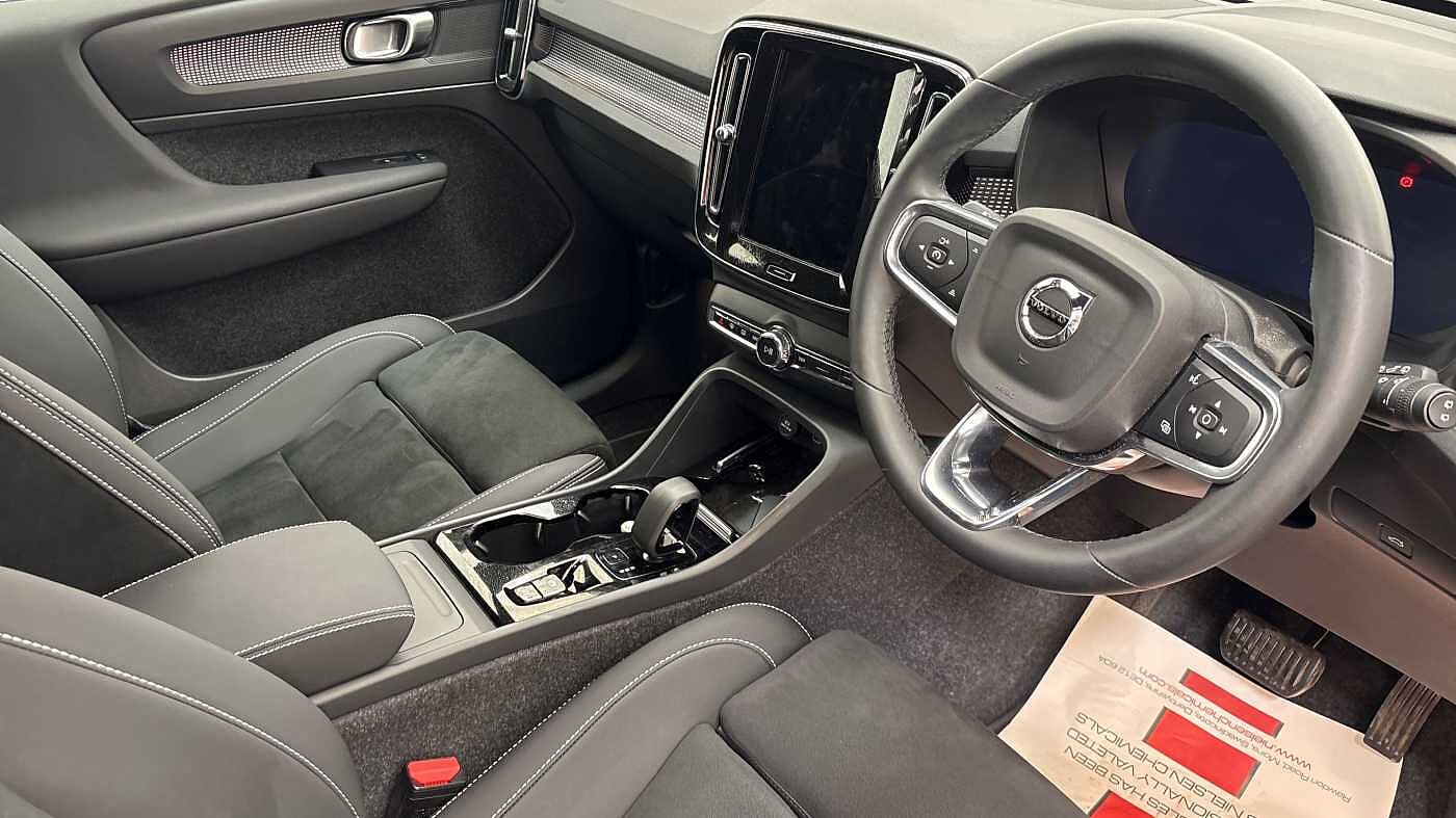 Used Volvo XC40 2024 for sale - 78035996: Photo 9