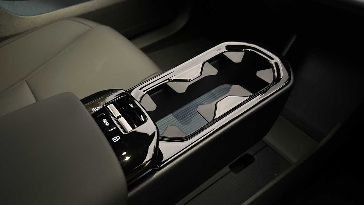 Used Volvo EX30 2025 for sale - 78035992: Photo 41