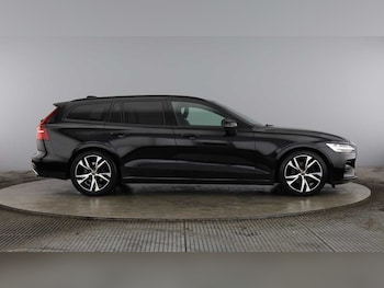 Used Volvo V60 2022 for sale - 78941595: Photo