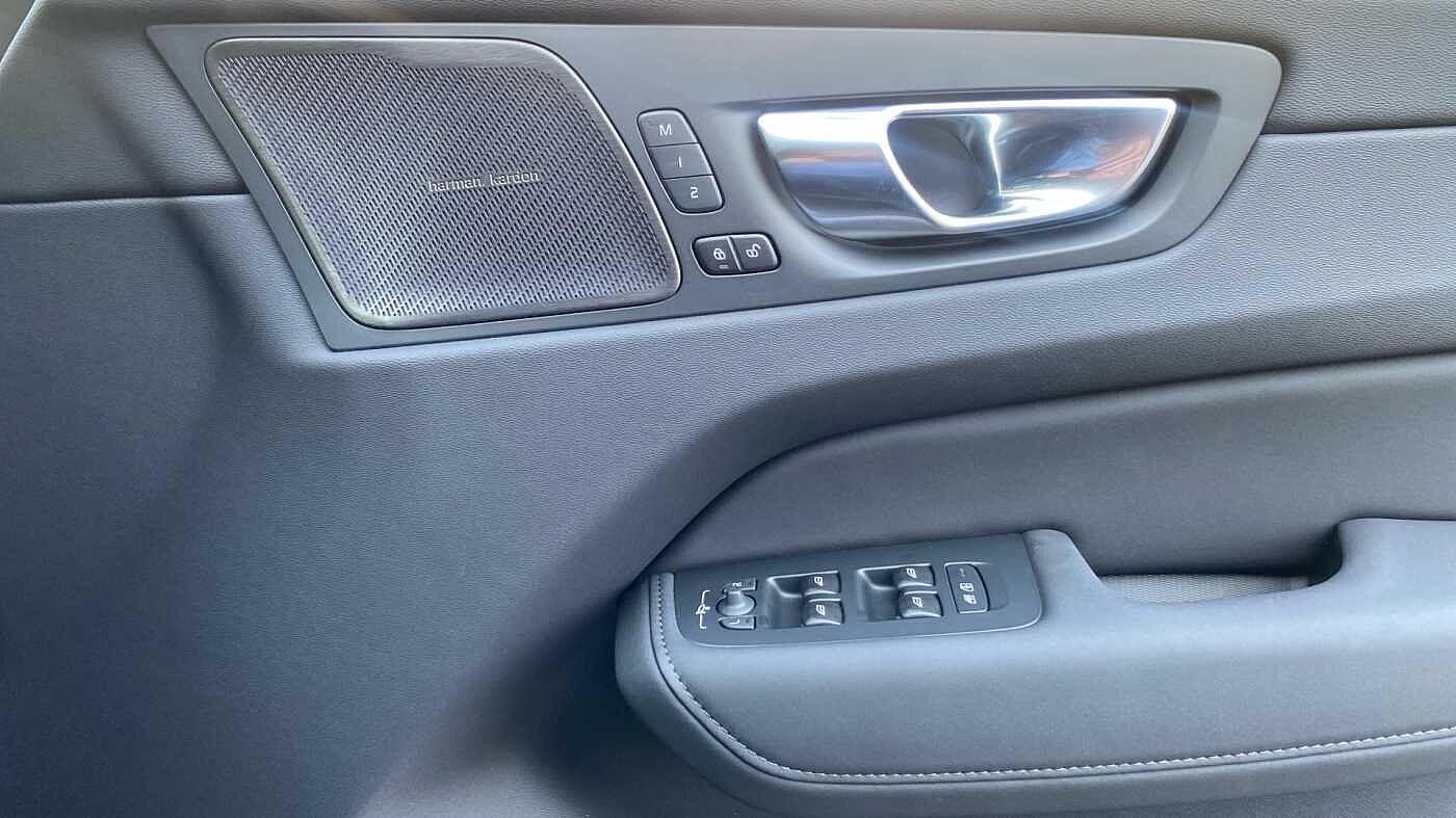 Used Volvo XC60 2025 for sale - 78035991: Photo 30