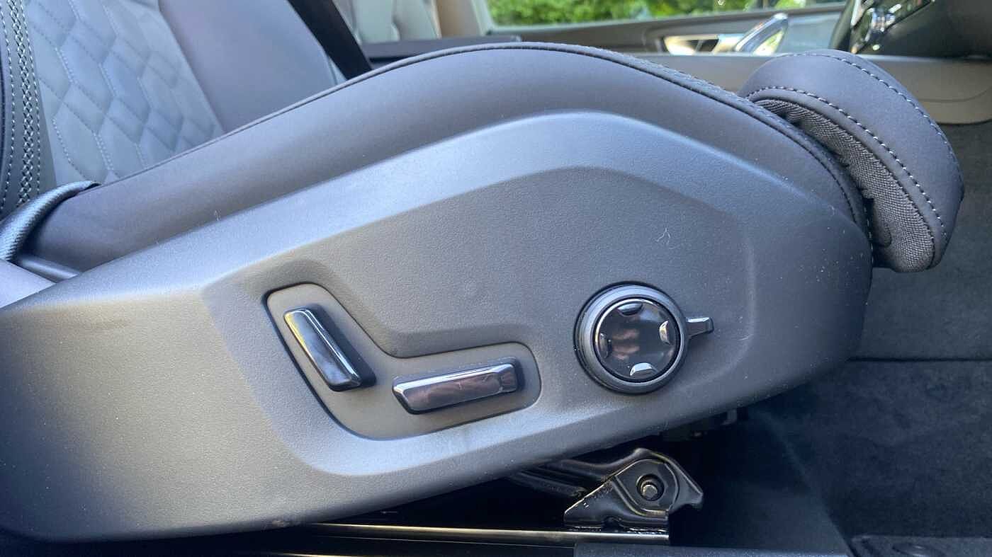 Used Volvo XC60 2025 for sale - 78035991: Photo 31