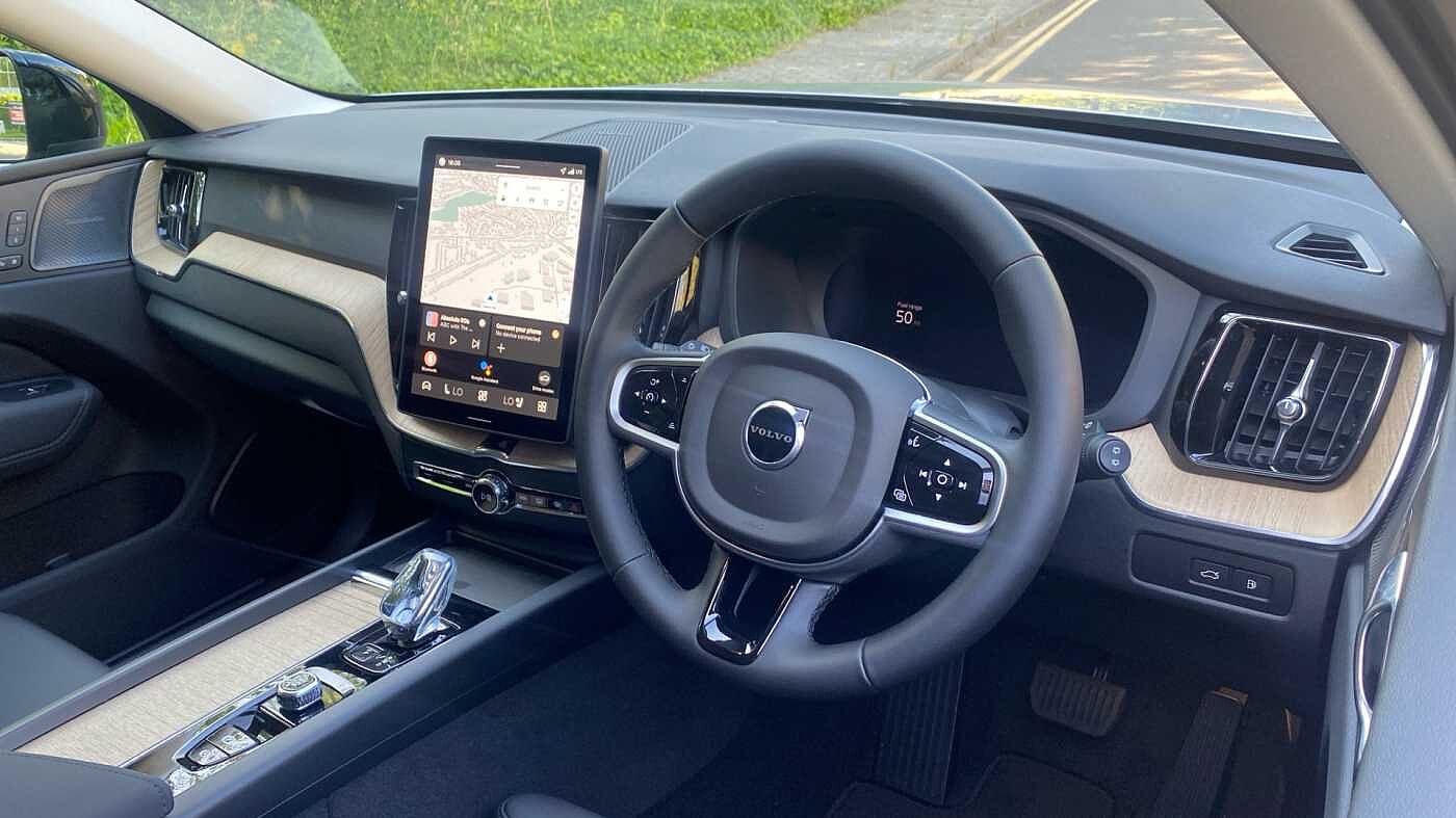 Used Volvo XC60 2025 for sale - 78035991: Photo 5