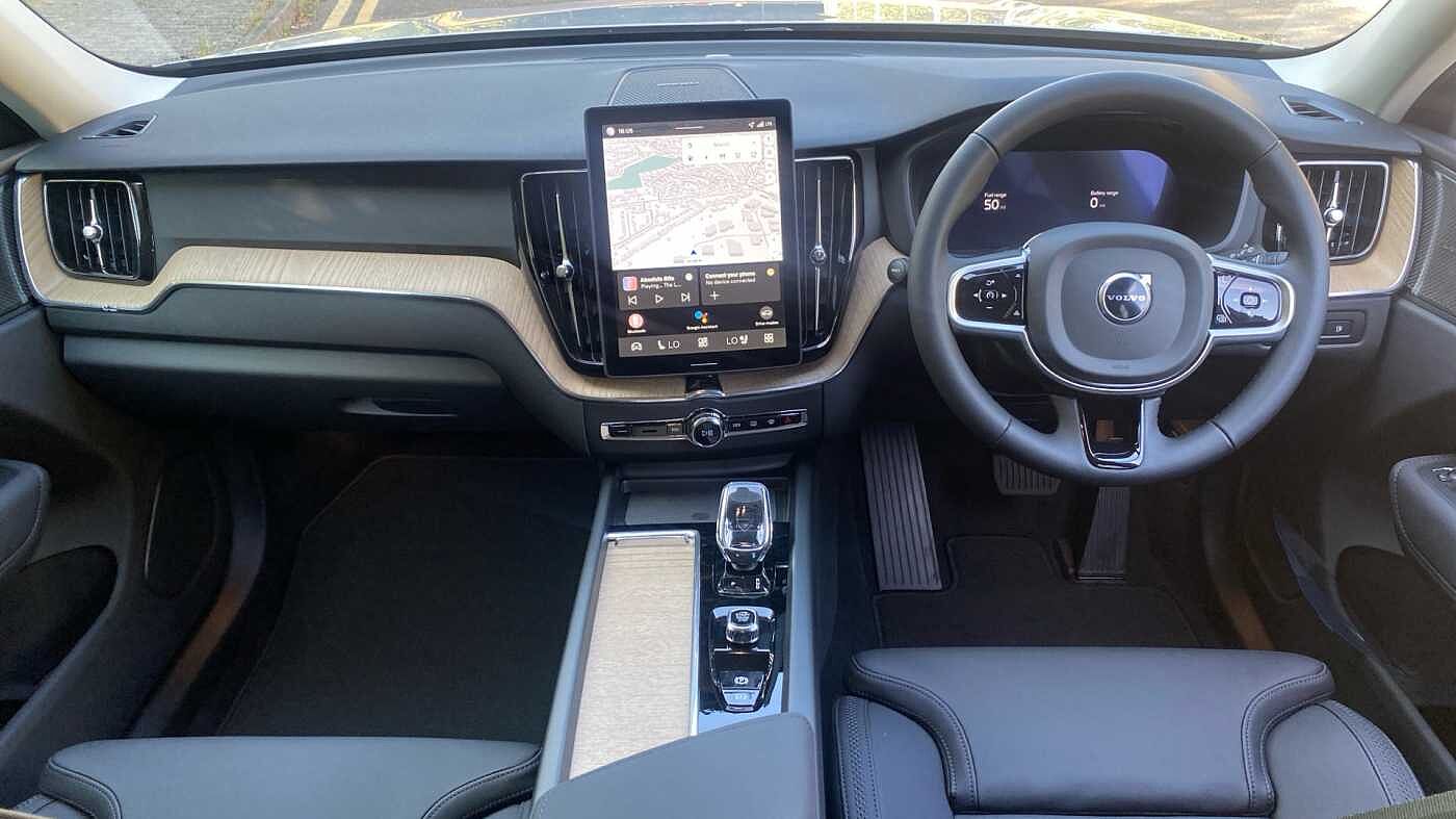 Used Volvo XC60 2025 for sale - 78035991: Photo 6