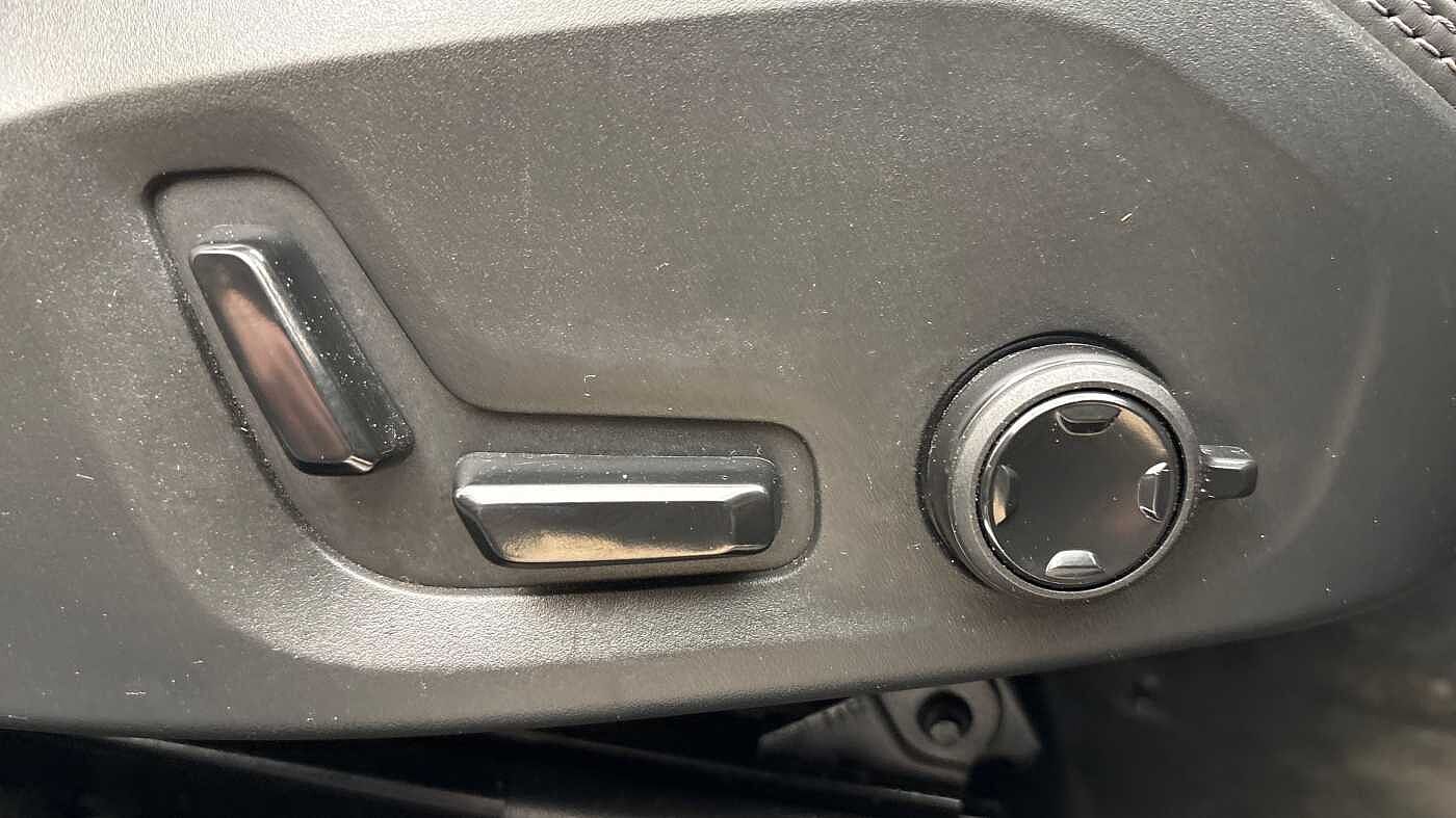 Used Volvo XC60 2025 for sale - 78055248: Photo 28