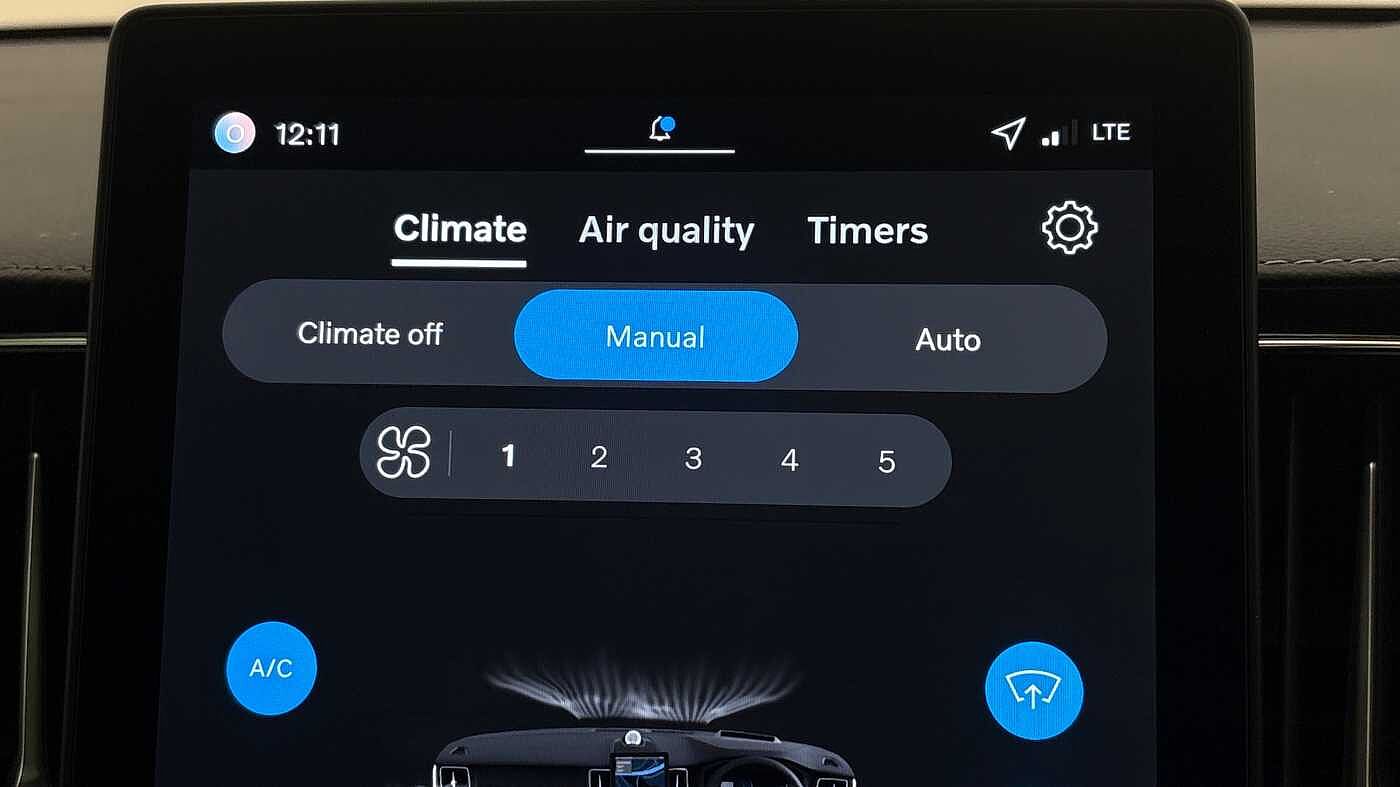 Used Volvo XC60 2025 for sale - 78055248: Photo 40