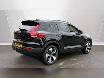 Used Volvo XC40 2026 for sale - 79651891: Photo