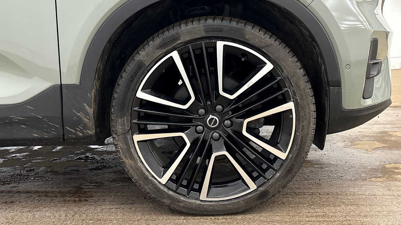 Used Volvo XC40 2025 for sale - 78036023: Photo 4