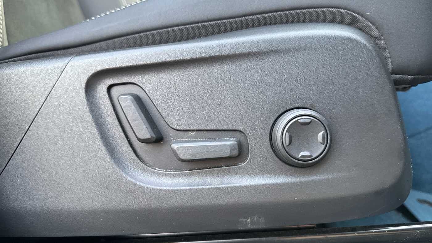 Used Volvo C40 2023 for sale - 78036015: Photo 42