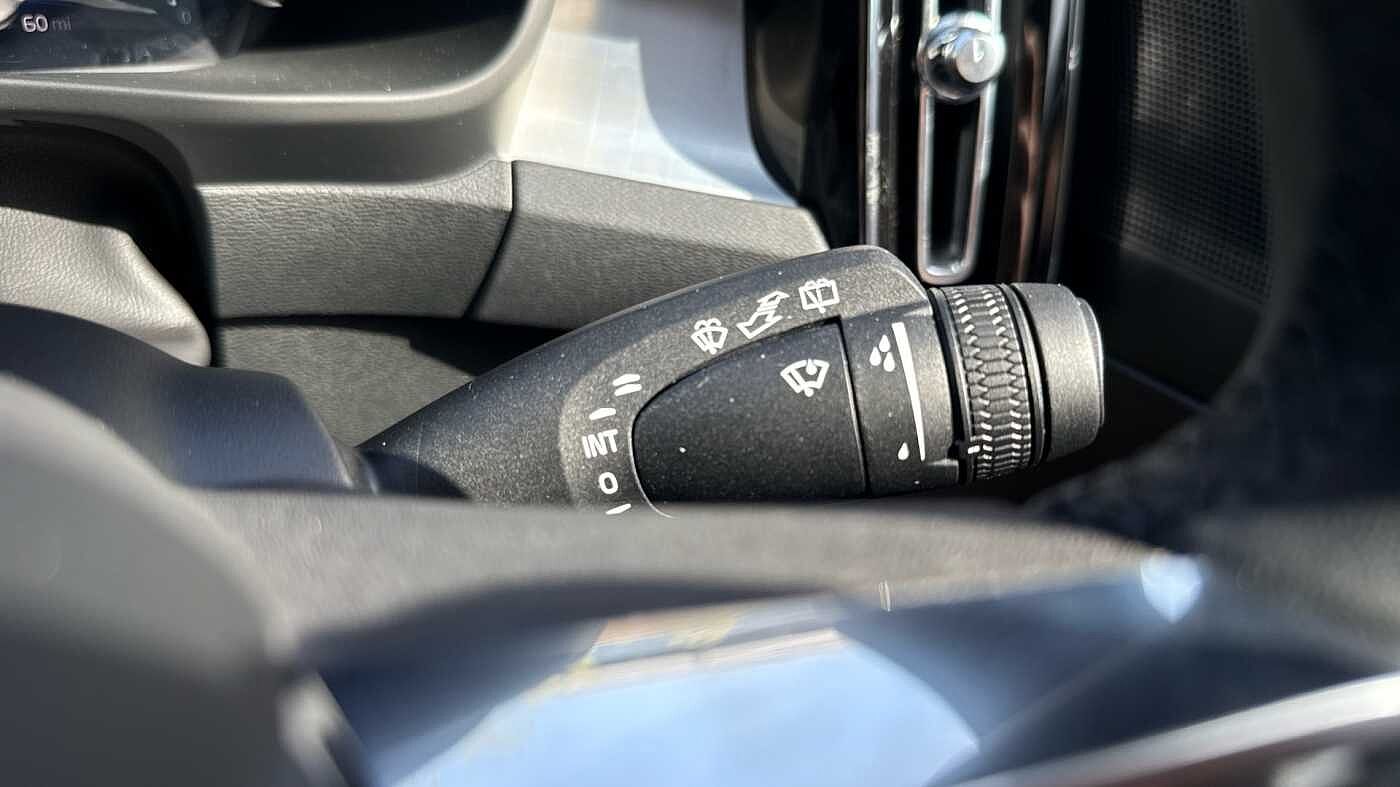 Used Volvo XC40 2026 for sale - 78198962: Photo 25