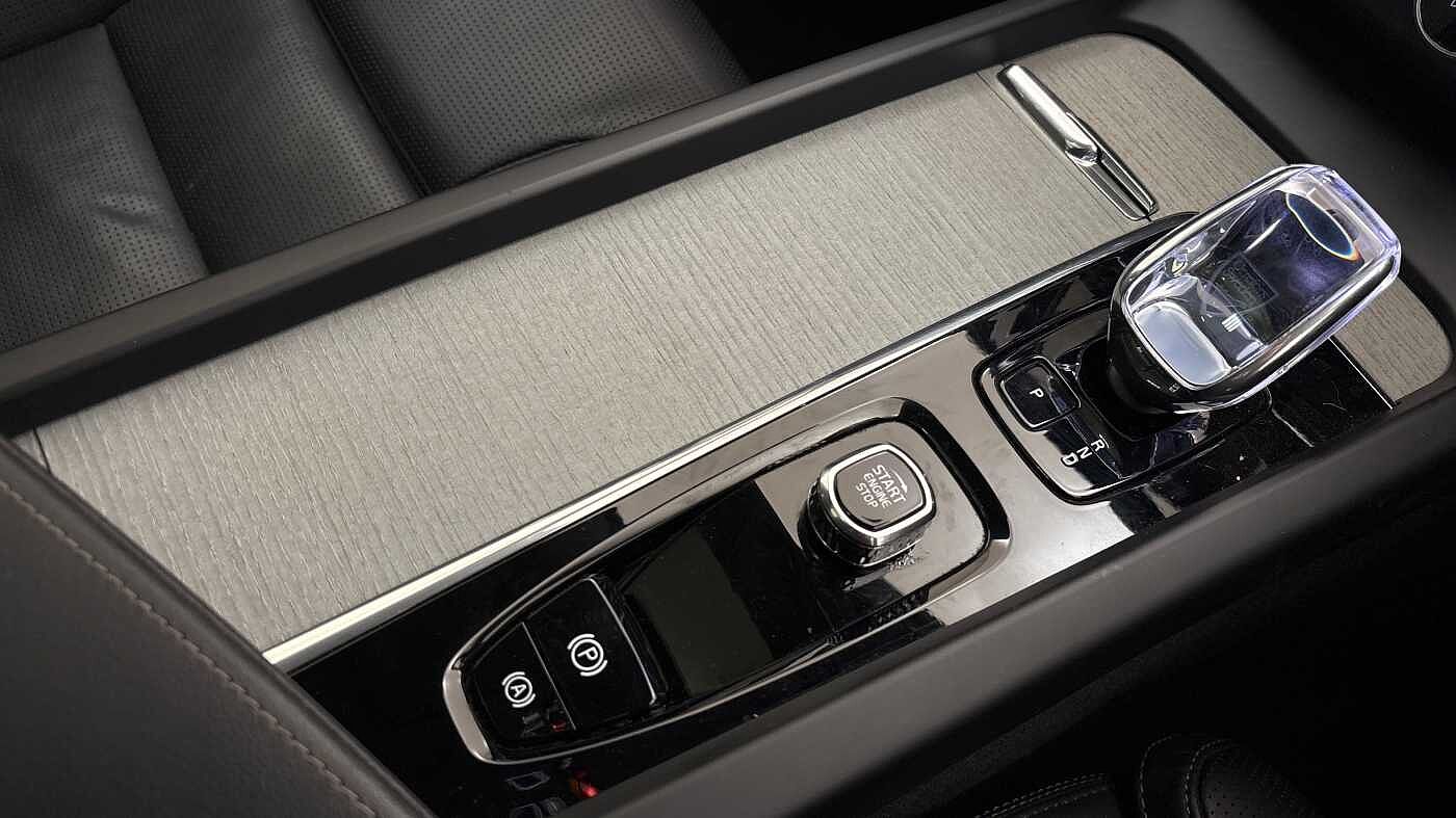 Used Volvo XC60 2025 for sale - 78055244: Photo 32