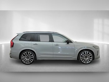 Used Volvo XC90 2025 for sale - 79606368: Photo
