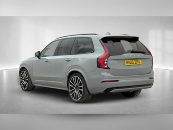 Used Volvo XC90 2025 for sale - 79606368: Photo