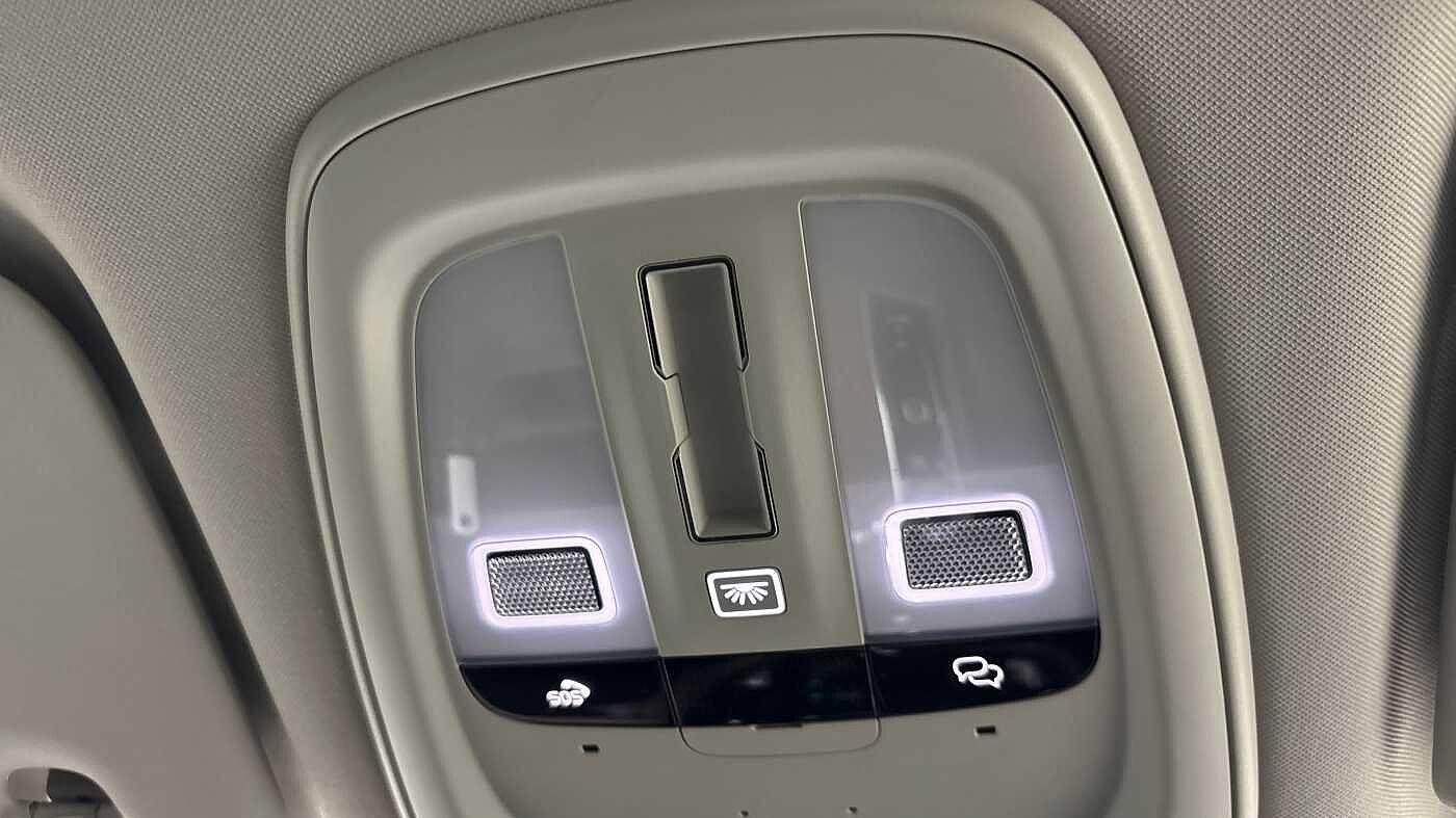 Used Volvo XC60 2023 for sale - 78036035: Photo 32