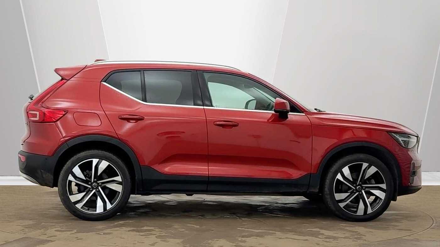 Used Volvo XC40 2025 for sale - 78036026: Photo 2