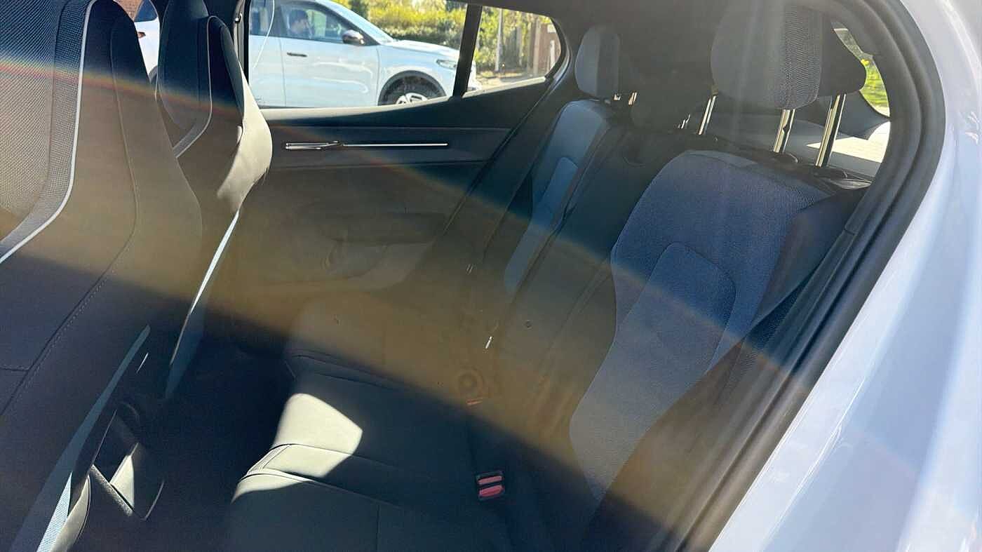 Used Volvo EX30 2025 for sale - 78036012: Photo 31