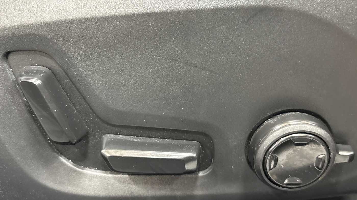 Used Volvo V60 2025 for sale - 78036001: Photo 27